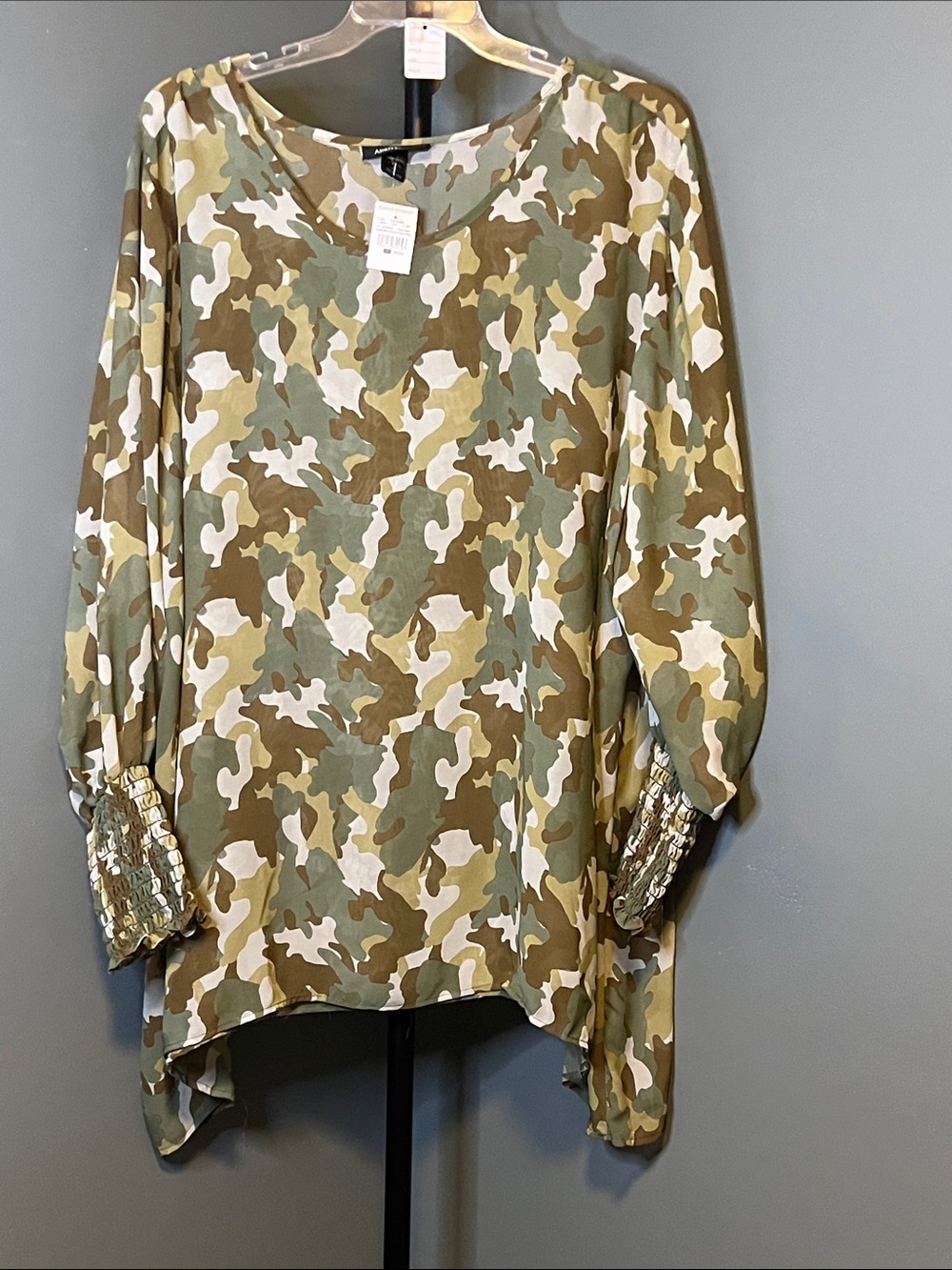 Camo V-Neck Long Sleeve Top with Cuffs - Green